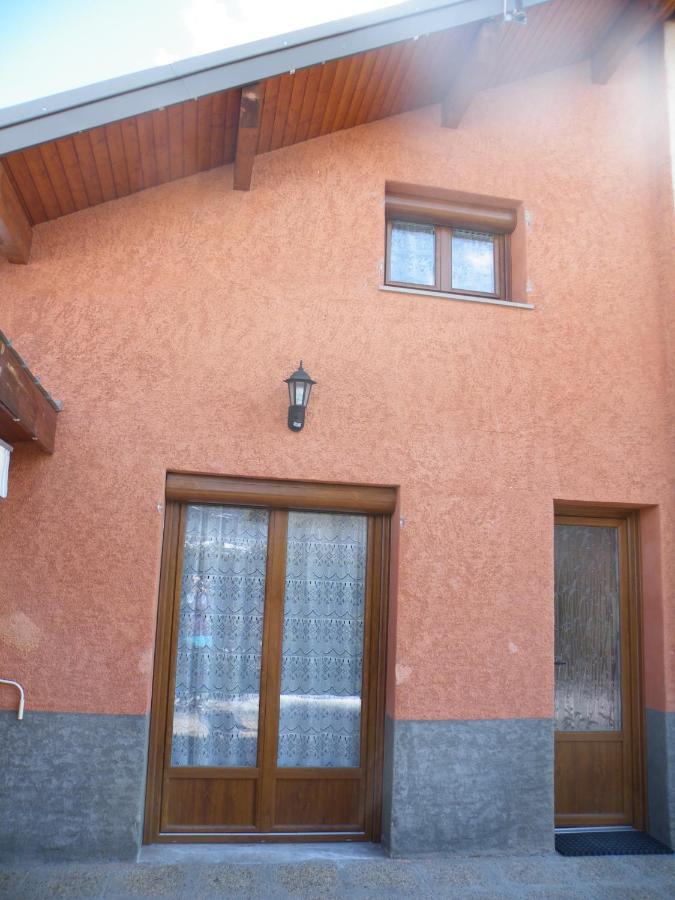 Maison Mitoyenne Avec Terrasse Villar-Saint-Pancrace Luaran gambar
